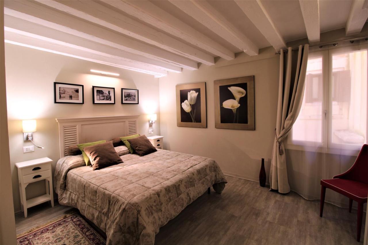 San Marco Fenice 3Bdr 2Bth Apartment Венеция Экстерьер фото